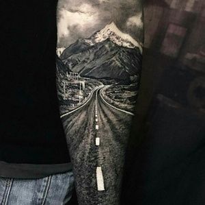 Meet your Posher, Elias